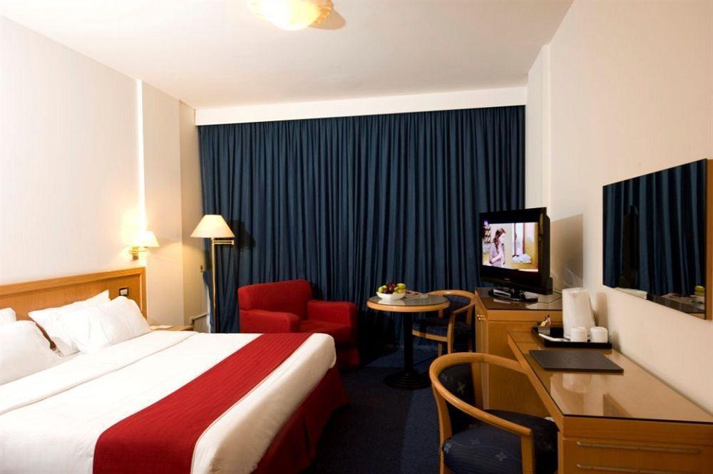 Hotel Cavalier Bejrut Zewnętrze zdjęcie