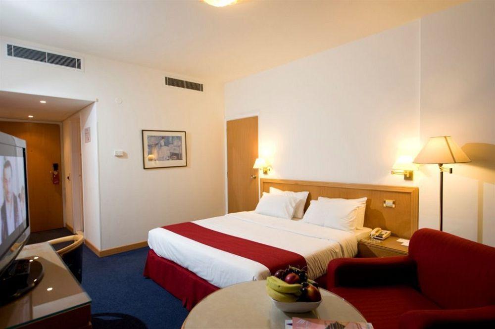 Hotel Cavalier Bejrut Zewnętrze zdjęcie