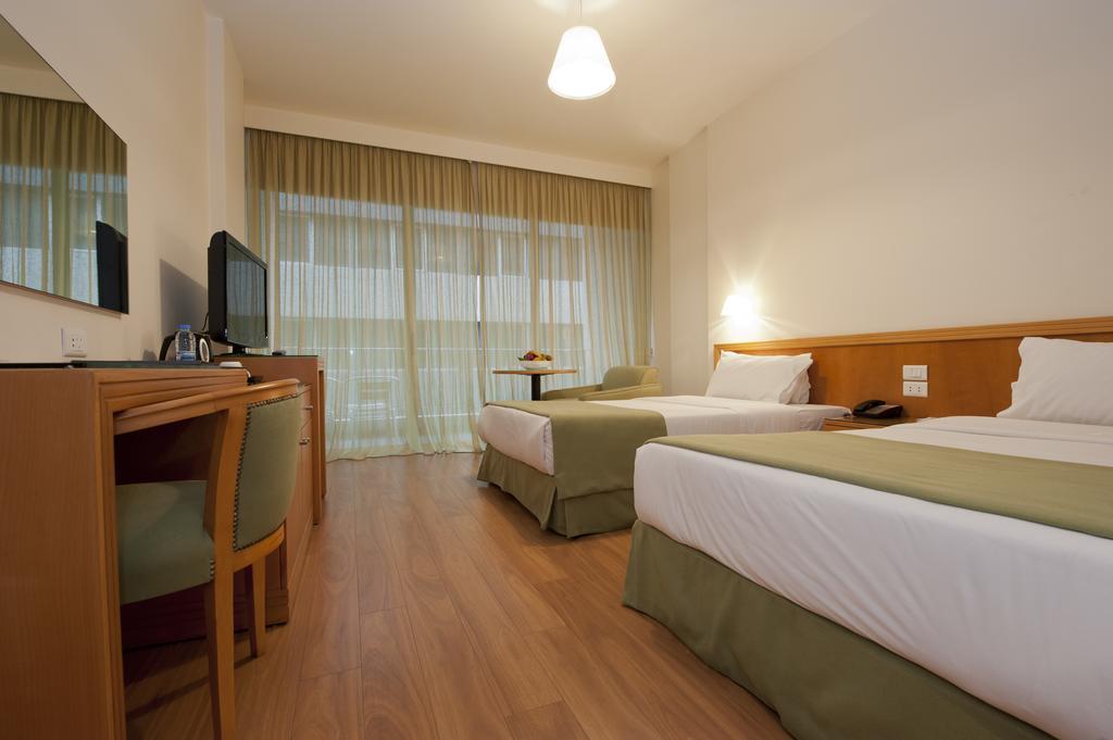 Hotel Cavalier Bejrut Zewnętrze zdjęcie