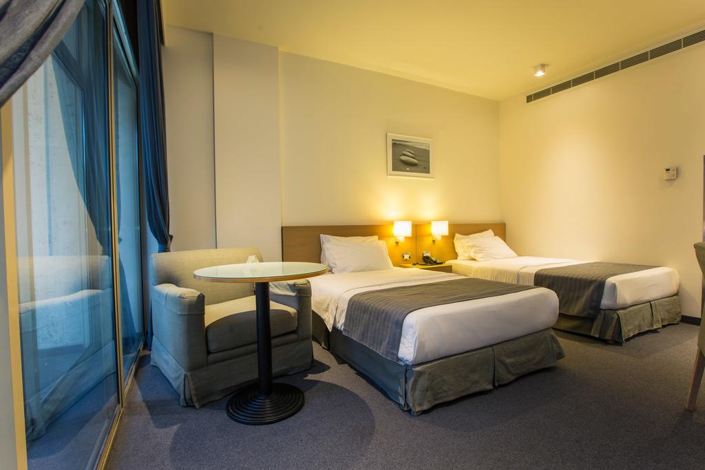 Hotel Cavalier Bejrut Zewnętrze zdjęcie